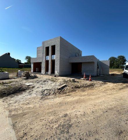 Nieuwbouwwoning na goedgekeurde bouwvergunning in Vlaanderen door de juist documenten